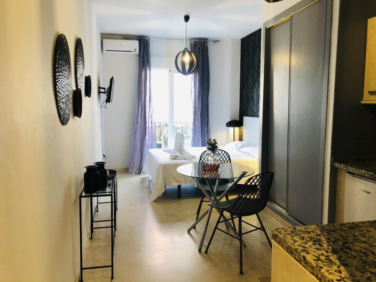 Cozy Studio Malaga Centro By AlohaMálaga Exterior foto
